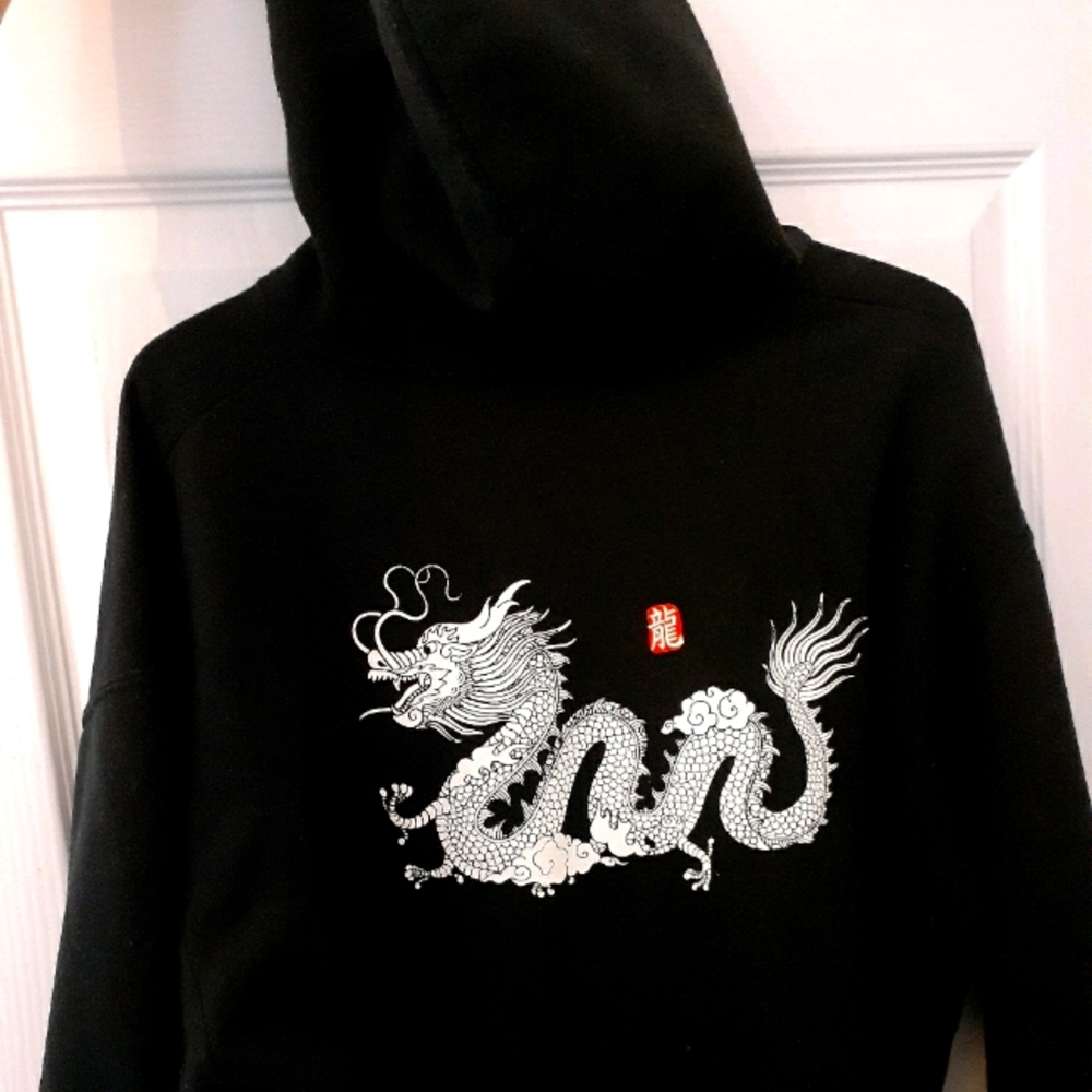 DIY Cropped dragon hoodie